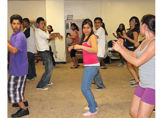 Canal Alliance_Zumba lines Canal Alliance_Zumba lines